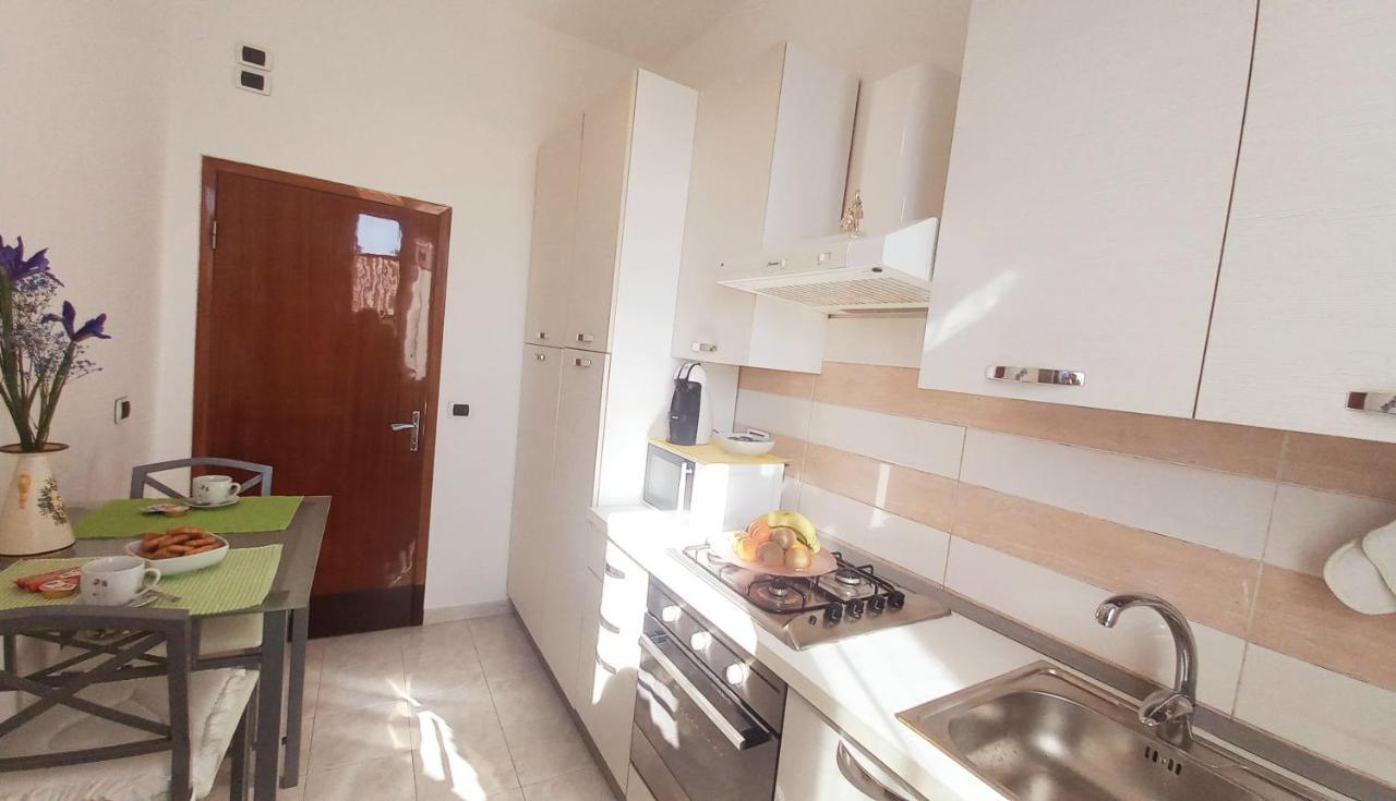 Ferienwohnung Casa Lilly Porto SantʼElpidio Exterior foto